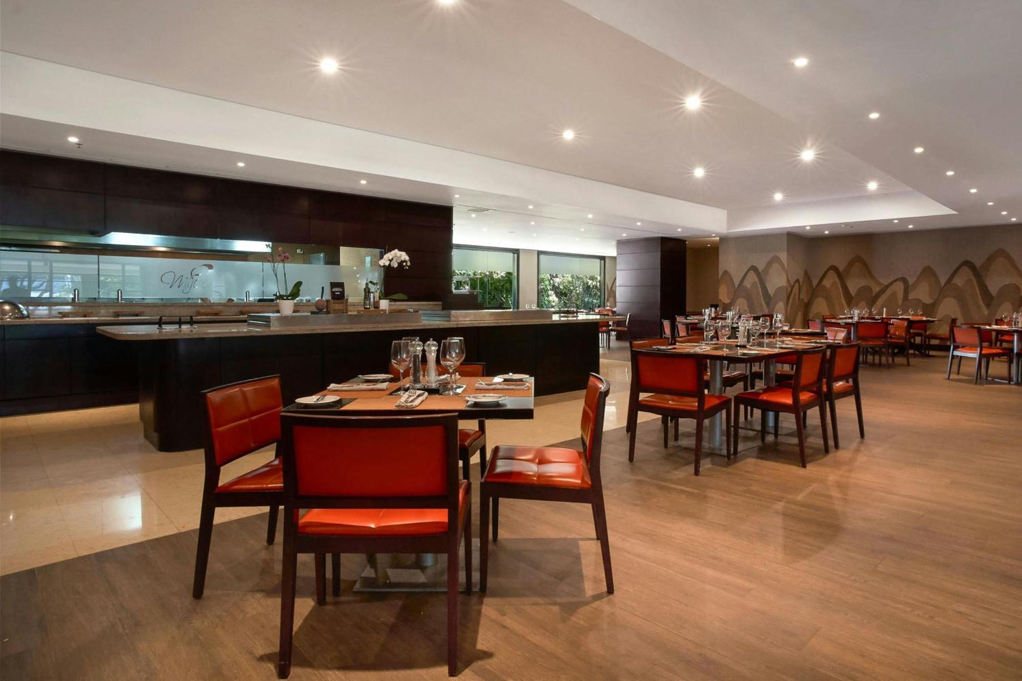 Renaissance Caracas La Castellana Hotel מראה חיצוני תמונה