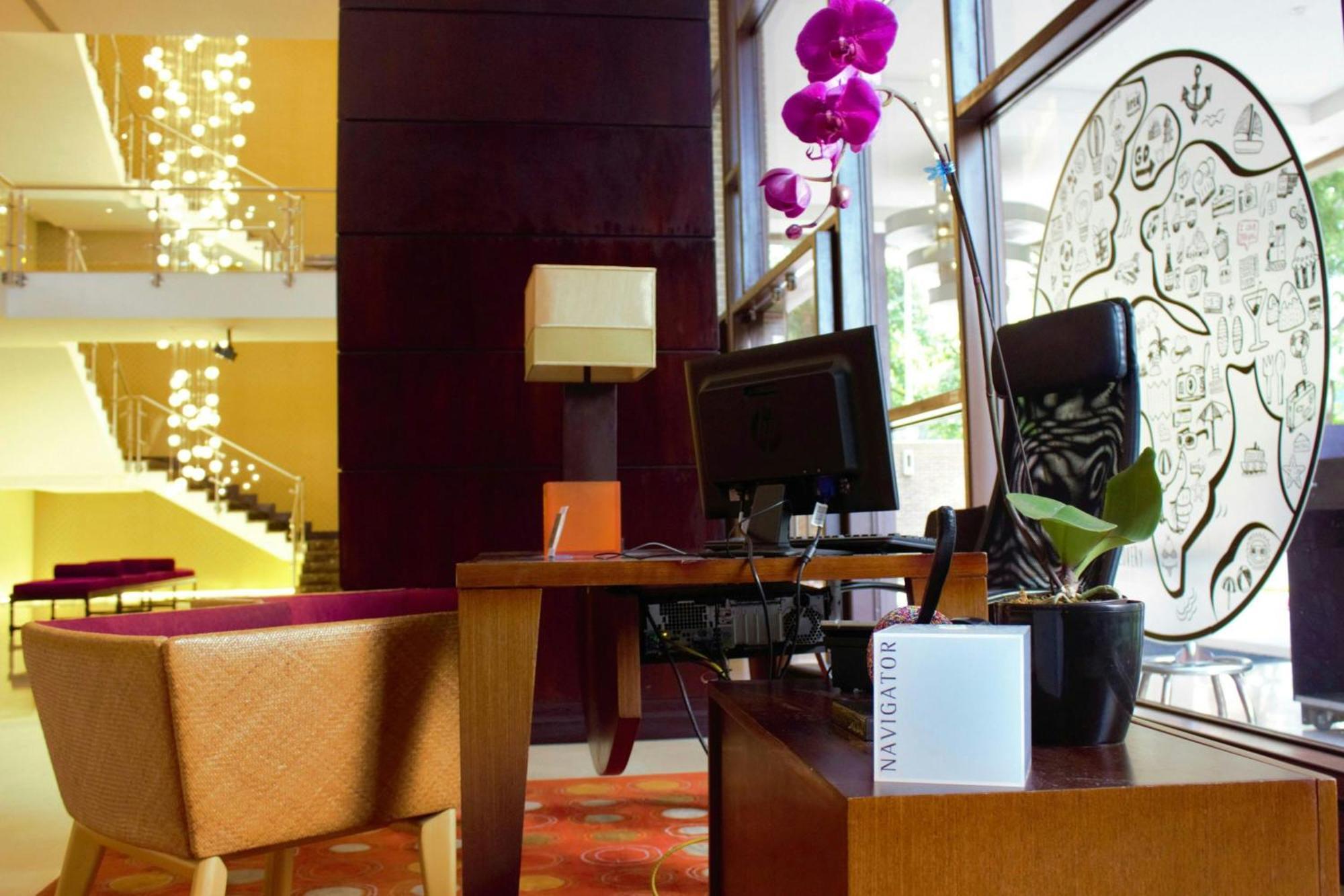 Renaissance Caracas La Castellana Hotel מראה חיצוני תמונה